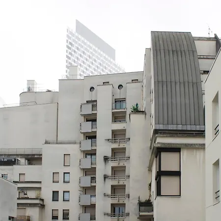 Practical In The Heart Of La Defense * Courbevoie
